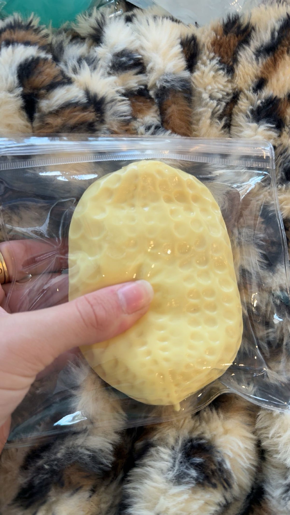 Vaseline Peanut