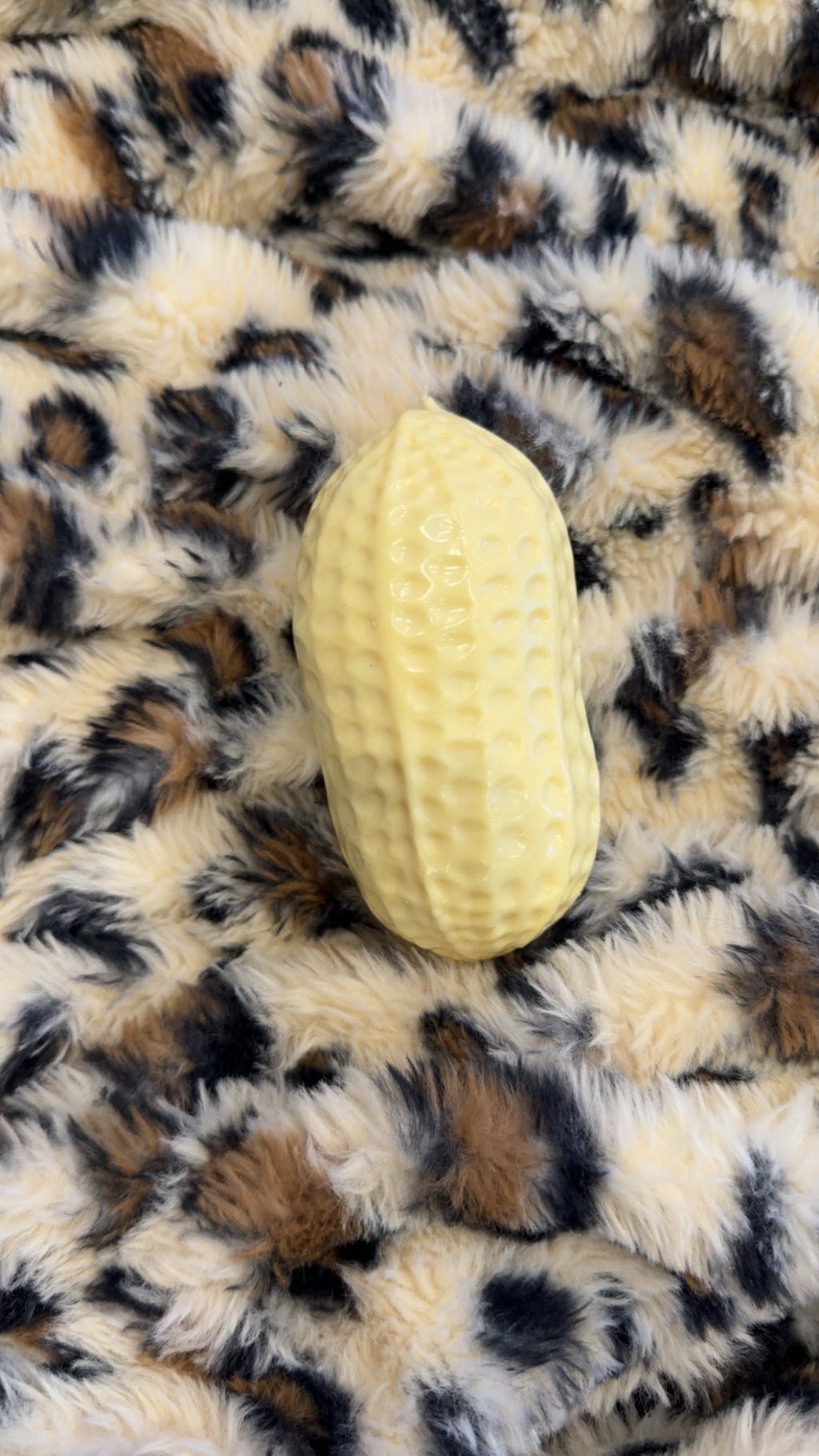 Charcoal Bead Peanut